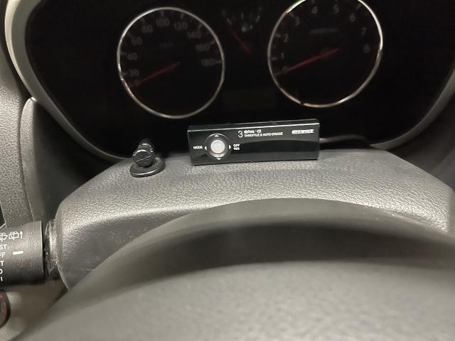 日産　ノート　E11 スロコン取付