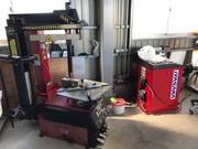 車の一般整備、分解整備、車検、タイヤ交換は荒川商会にお任せください！