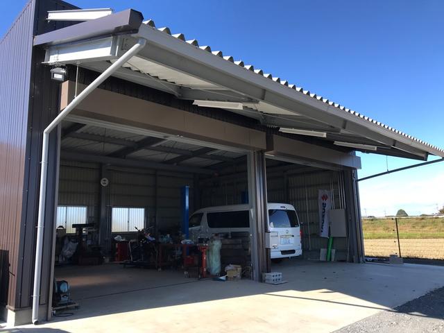 車の一般整備、分解整備、車検、タイヤ交換は荒川商会にお任せください！