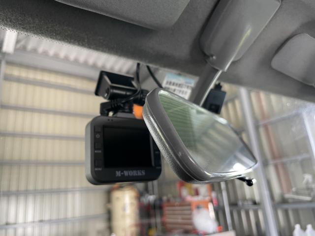 パジェロ ポータブルナビ・ETC・ドライブレコーダー・バックカメラ取付