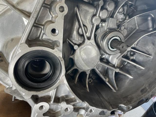 スイフトスポーツ TM-SQUARE LSD・強化クラッチ・軽量フライホイール・シフトカラー取付け  TMスクエア ZC33S