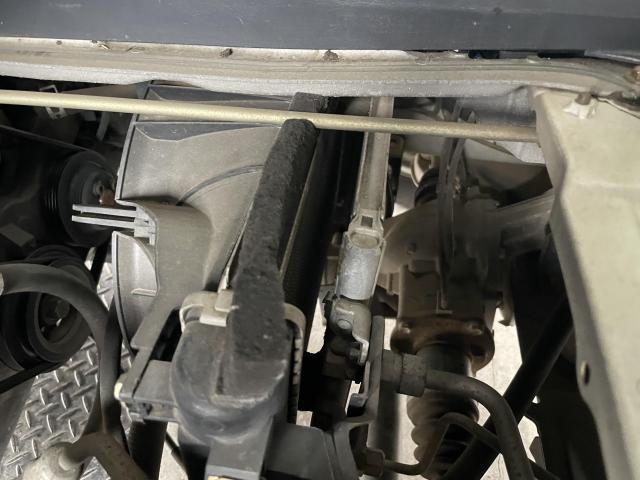 ハイゼットトラック エアコン修理 コンデンサー冷却不良 エアコンプレッシャー