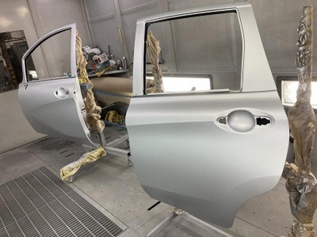 日産ノート　eパワー　新品ドア塗装
奈良　大和郡山　板金塗装　自動車修理