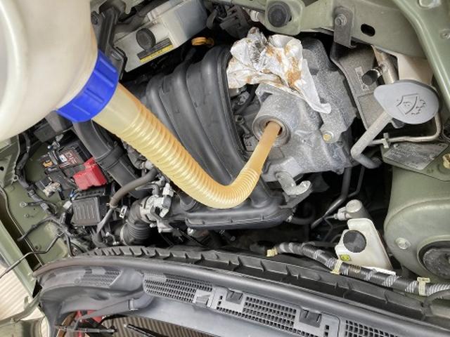日産　キューブ　Z12　エンジンオイル交換　ワコーズ
奈良　大和郡山　自動車修理　板金塗装