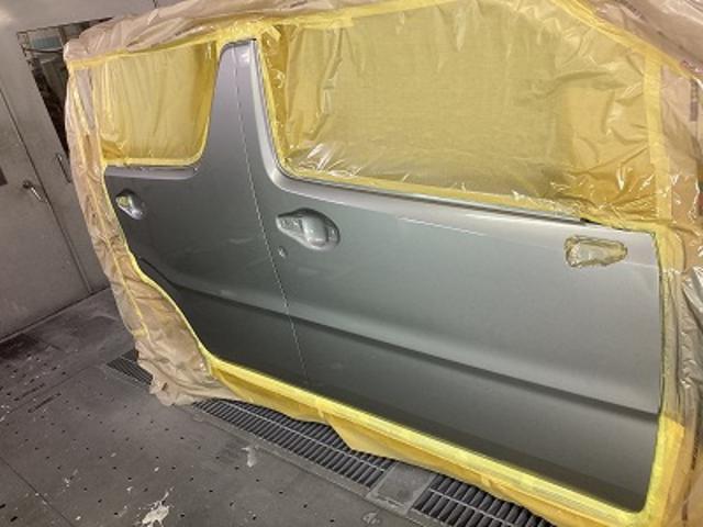 スズキ　ワゴンR　スティングレー　傷修理　塗装
奈良市　大和郡山市　自動車　板金塗装　事故修理