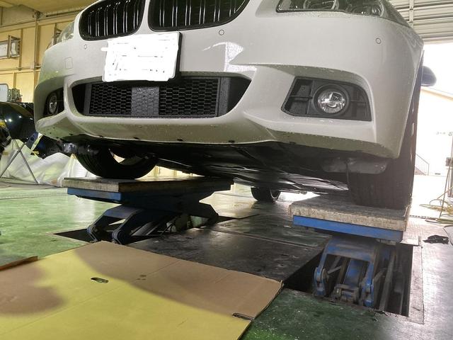 BMW ５２８ｉ Ｍスポーツ フロントカーボンスポィラー　持ち込み　取付　滋賀　守山