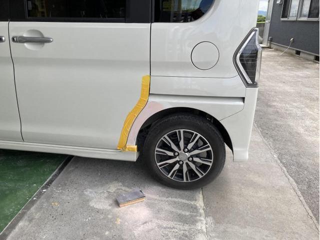ダイハツ　タントカスタムLA600S　バンパー・ボディ修理塗装　滋賀　守山
