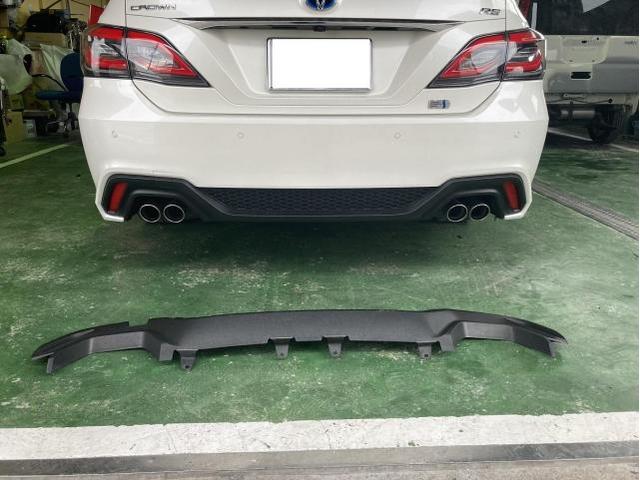 トヨタ クラウンHYBRID RS(AZSH20)フロントエアロ取付 リア トヨタ クラウンHYBRID RS(AZSH20)フロントエアロ取付 リア