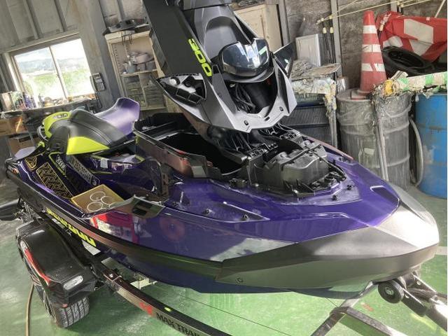 BRP　Sea-Doo　RXT-X RS　マジョーラ塗装　ガラスフレーク塗装　カスタムペイント　滋賀　守山　琵琶湖　ジェットスキー　修理　塗装　その1