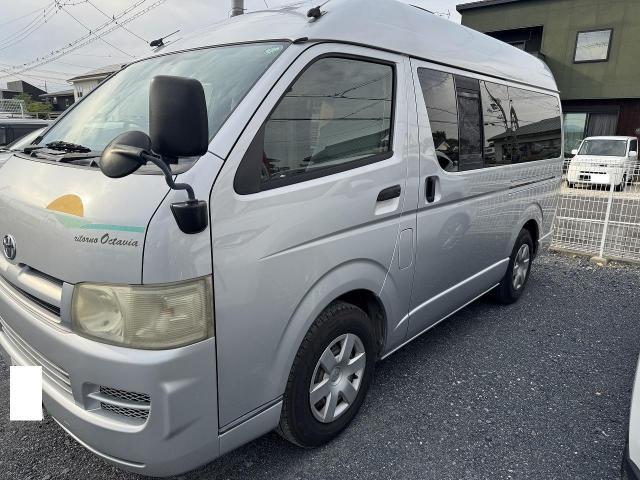 トヨタ　ハイエースバン　キズ・へこみ直し