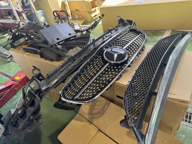 メルセデス・ベンツ Cクラス フロントバンパー変形修理塗装 輸入車修理 ベンツ修理 傷修理 滋賀 守山