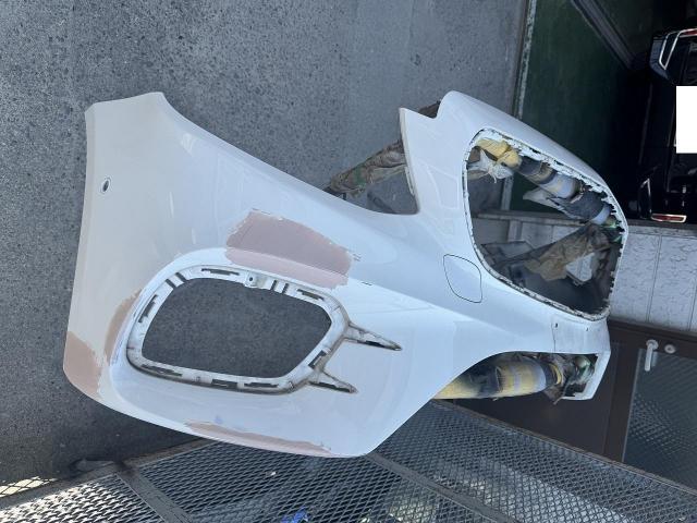 メルセデス・ベンツ Cクラス フロントバンパー変形修理塗装 輸入車修理 ベンツ修理 傷修理 滋賀 守山