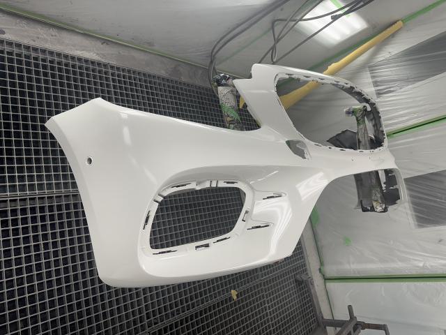 メルセデス・ベンツ Cクラス フロントバンパー変形修理塗装 輸入車修理 ベンツ修理 傷修理 滋賀 守山