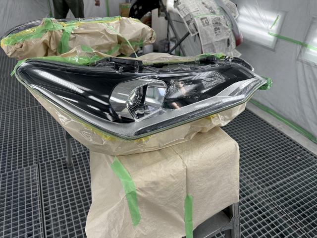 トヨタ　カローラ　ヘッドライト曇り修理　ヘッドライト塗装　ヘッドライト研磨　滋賀　守山