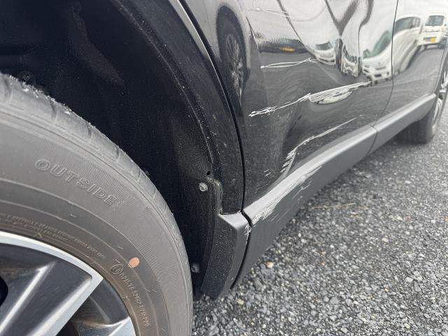 トヨタ　ハリアー　リアドア交換　ボディ鈑金塗装　ハリアー修理　傷修理　凹み修理　滋賀　守山