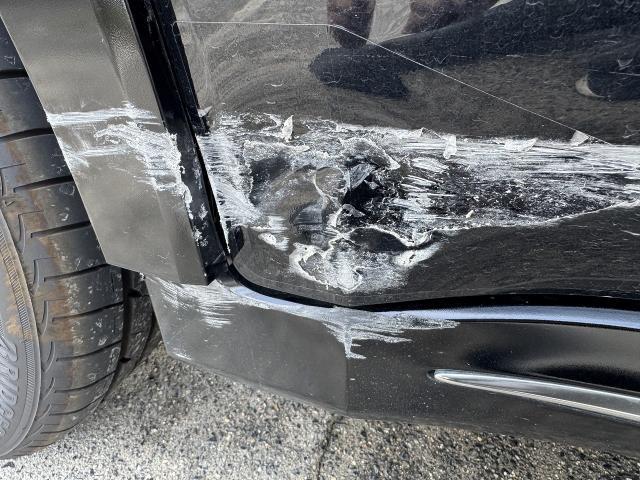 トヨタ　ハリアー　リアドア交換　ボディ鈑金塗装　ハリアー修理　傷修理　凹み修理　滋賀　守山