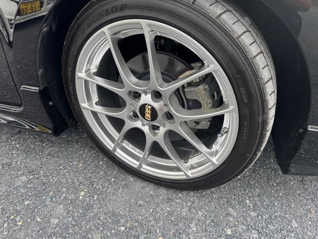 スズキ　スイフトスポーツ　ブレーキキャリパー塗装　キャリパーカスタム　キャリパー塗装　シートレール交換　滋賀　守山