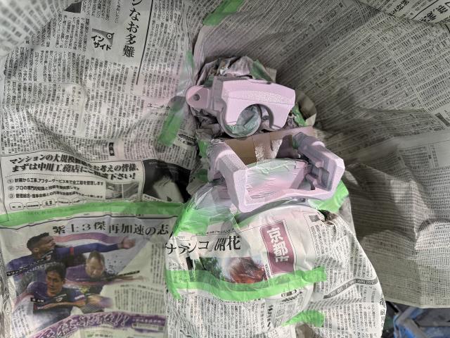 スズキ　スイフトスポーツ　ブレーキキャリパー塗装　キャリパーカスタム　キャリパー塗装　シートレール交換　滋賀　守山