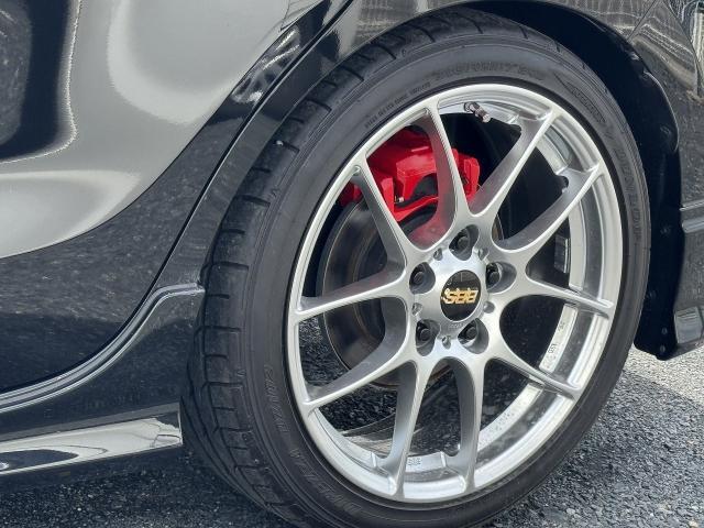 スズキ　スイフトスポーツ　ブレーキキャリパー塗装　キャリパーカスタム　キャリパー塗装　シートレール交換　滋賀　守山