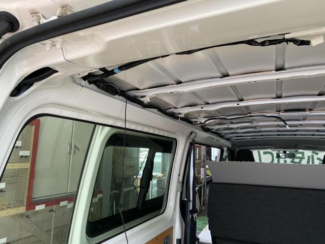 トヨタ　HIACE　ハイエース　ETC　リアカメラ　ナビ　TVキット