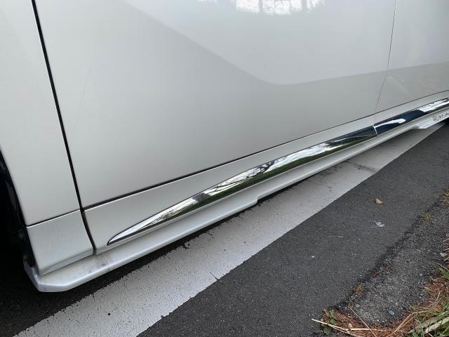 横浜市鈑金塗装､泉区､戸塚区､栄区､瀬谷区､藤沢市など
トヨタ ヴェルファイア修理