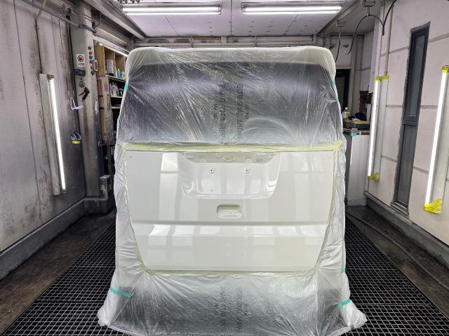 ホンダ Ｎ－ＢＯＸカスタム　鈑金塗装 キズ・へこみ直し