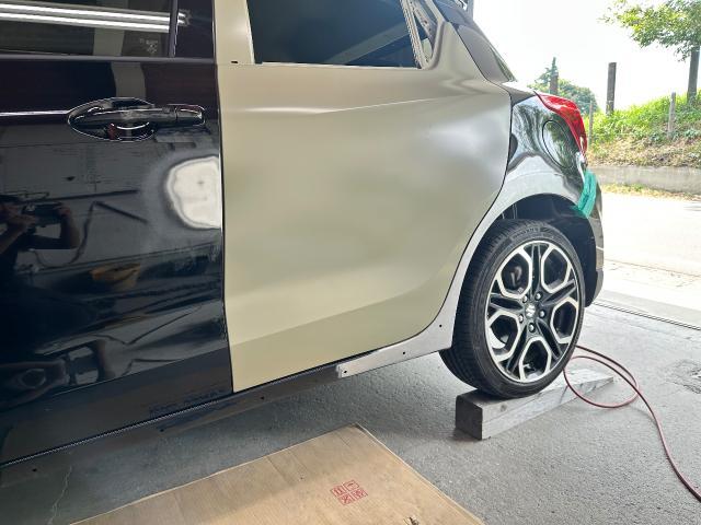 スズキ　スイフトスポーツ左側面修理・
鈑金塗装・板金・外装補修