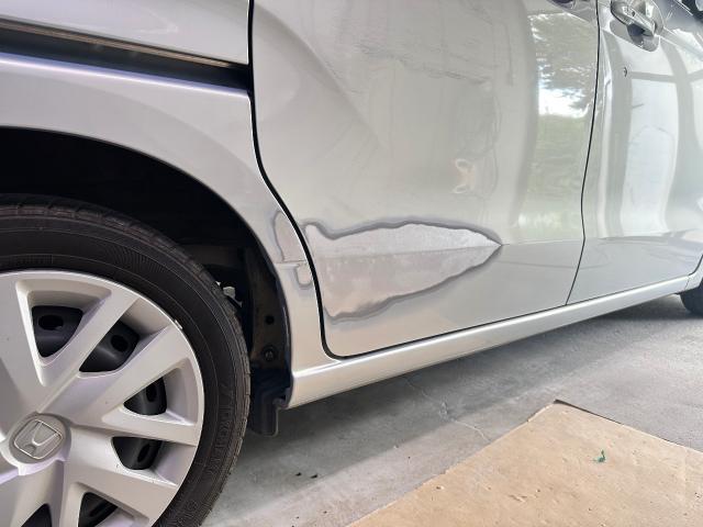 ホンダ　Ｎ－ＢＯＸ　スライドドア､クォーター修理 ・
鈑金塗装 ・キズ・へこみ直し