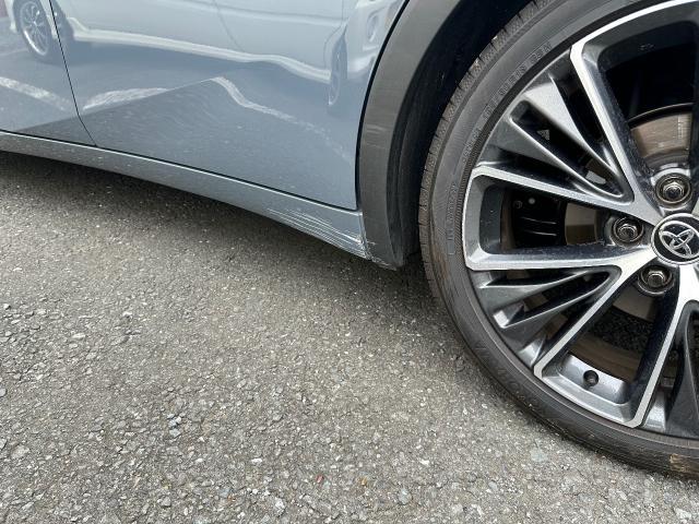 トヨタ　プリウス　サイドステップ、アーチモール交換
鈑金塗装 ・キズ・へこみ直し