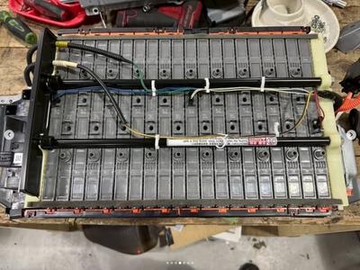 ハイブリッドバッテリー修理可能