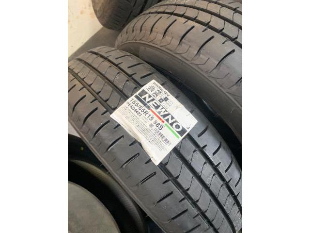 ホンダ　フリード　タイヤ交換