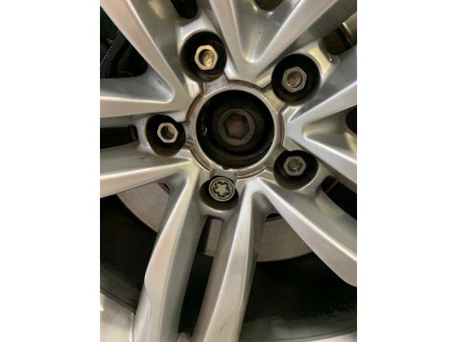 アウディ　Ｓ５　ホイール・タイヤ交換　255/35R19
タイヤマルシェ