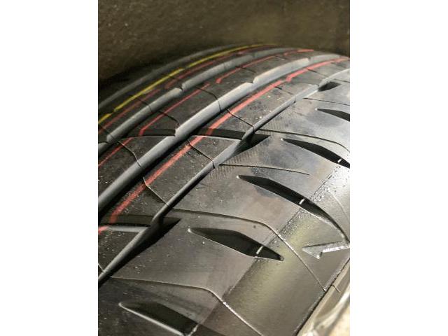 ホンダ オデッセイ ホイール・タイヤ交換 215/55R17
タイヤマルシェ