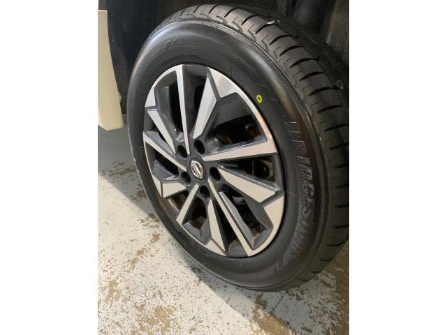 日産　セレナ　ホイール・タイヤ交換　195/60R16