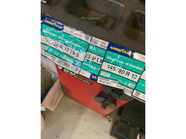 スズキ　アルト　ホイール・タイヤ交換　145/80R13