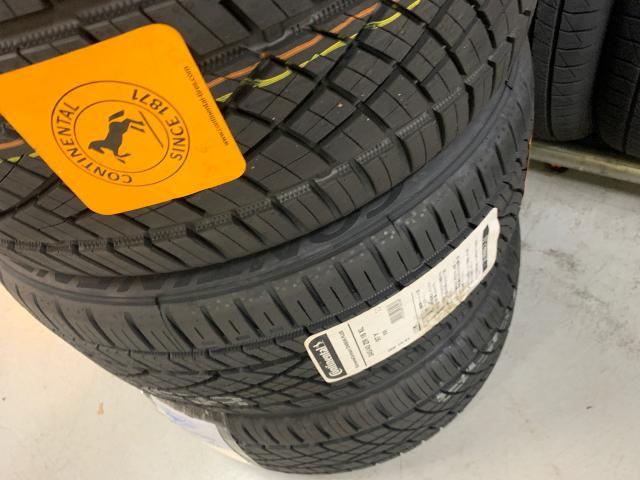 メルセデス・ベンツ　Ｅクラス　ホイール・タイヤ交換
245/40R18 265/35R18