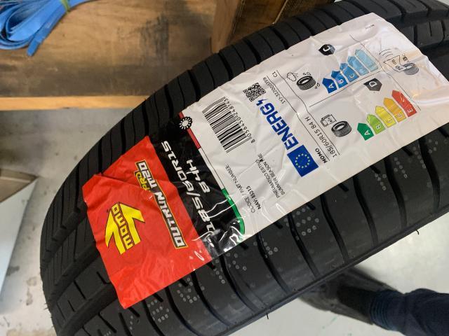 ホンダ　フィット　ホイール・タイヤ交換　185/60R15