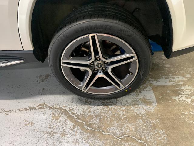 メルセデス・ベンツ　ＧＬＳ　ホイール・タイヤ交換　20インチ