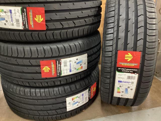 ダッジ ダッジ・チャレンジャー 20インチタイヤ交換