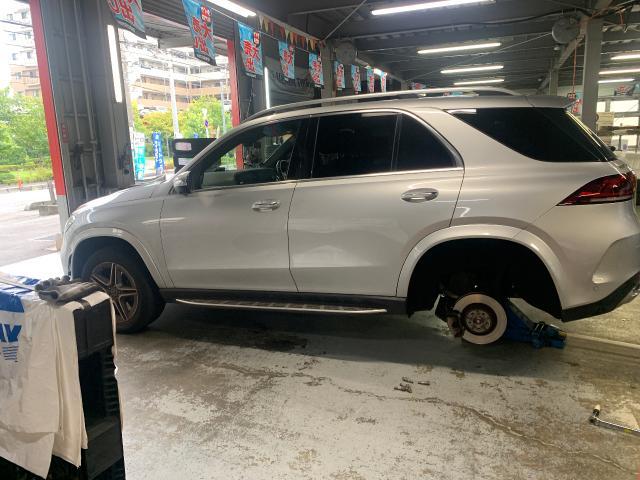 メルセデス・ベンツ　ＧＬＳ　ホイール・タイヤ交換　275/45R20
