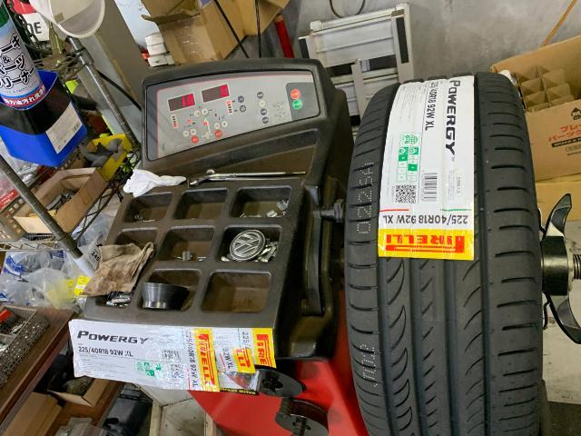 フォルクスワーゲン ゴルフ ホイール・タイヤ交換 225/40R18