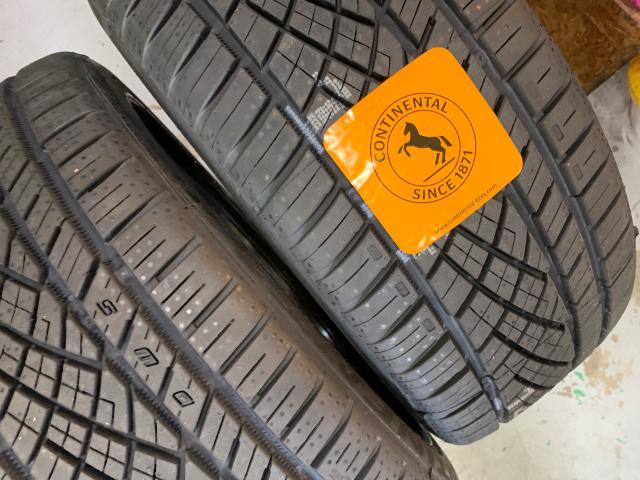 メルセデス・ベンツ　Ｃクラス　ホイール・タイヤ交換
225/45R18