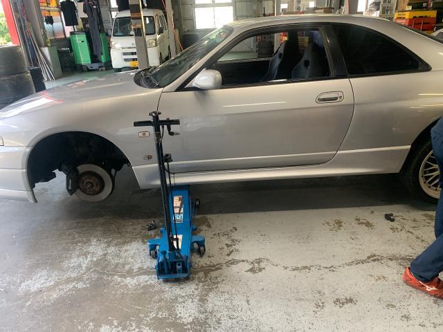 日産　スカイライン　ホイール・タイヤ交換　265/35R18