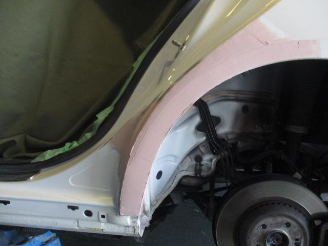 ベンツＳ５５０ 板金塗装修理　刈谷市のお客様　 左リヤドア、クォーター修理