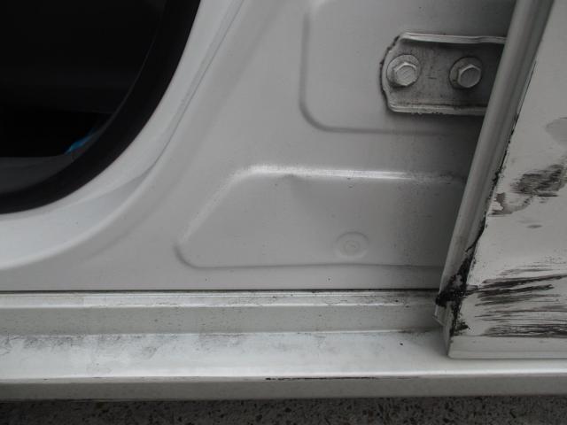 トヨタ プリウスα 板金塗装修理　知立市のお客様　 左側面事故修理