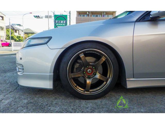アコードユーロR　タイヤ取付　ホイール取付　ヨコハマのADVAN Racing TC-4を装着しました