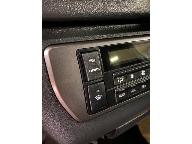 トヨタ ハイエース 新車 ナビゲーション デジタルインナーミラー USB HDMI ETC 販売 取付 完全予約制 東京都 日野市 西平山 豊田 旭が丘 平山 八王子 相模原 多摩平 多摩市 多摩区 高倉 大和田 石川 小宮