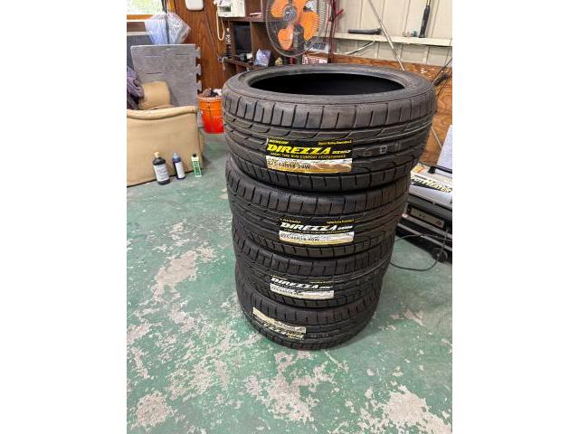 マツダ　アクセラ　タイヤ交換