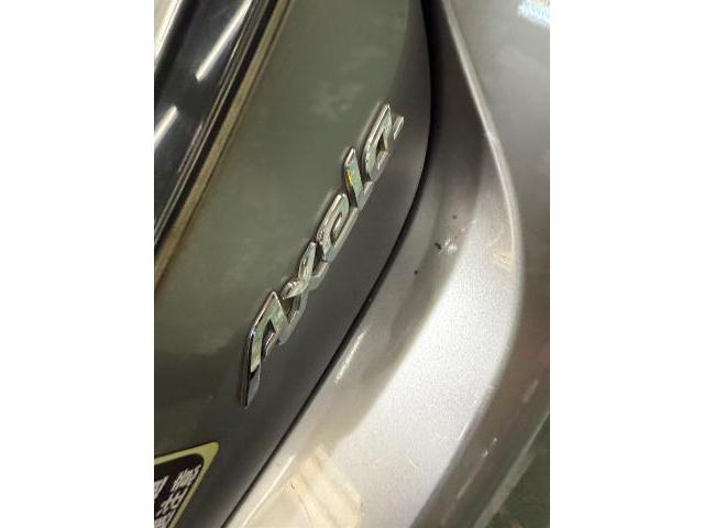 マツダ　アクセラ　タイヤ交換