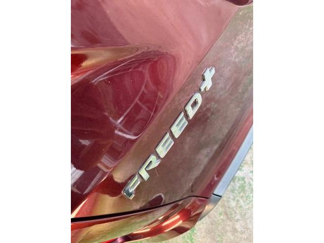 ホンダ　フリード＋　タイヤ交換